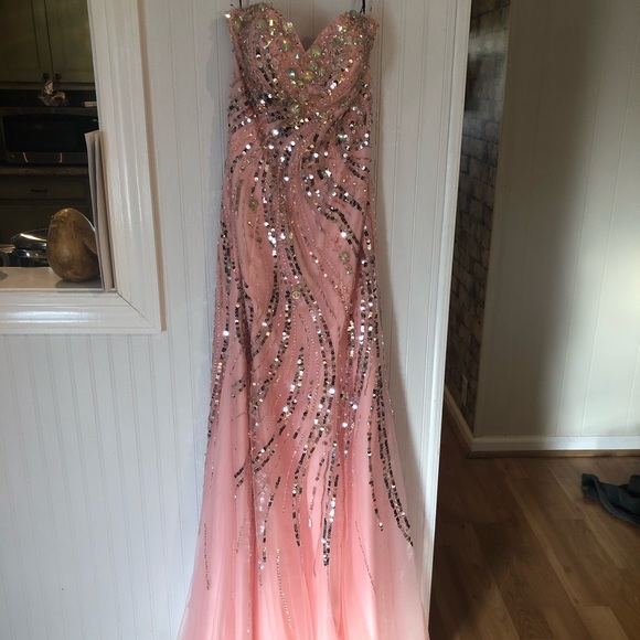 Prom dress - Picture 8 of 8